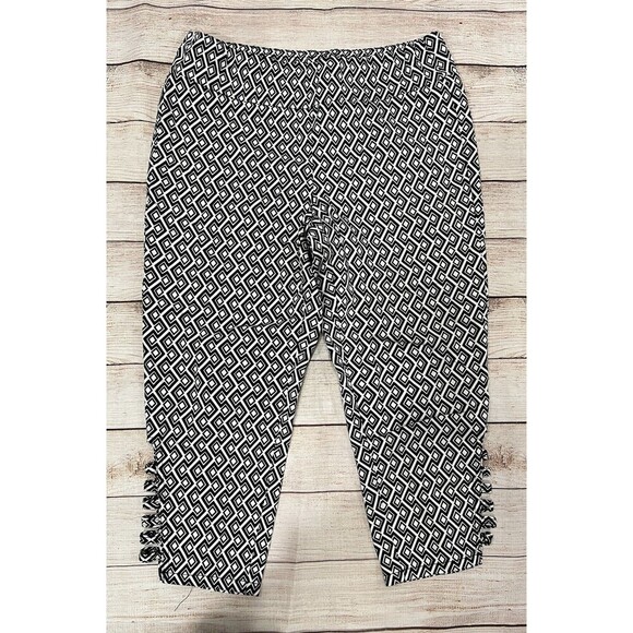 Venus Womens Blue & White Capri Crop Pullon diamond print Pants Stretch Size 4 - Picture 1 of 5